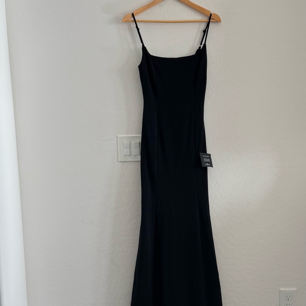 NWT Lulus Black Full-Length Maxi Dress – Size Small